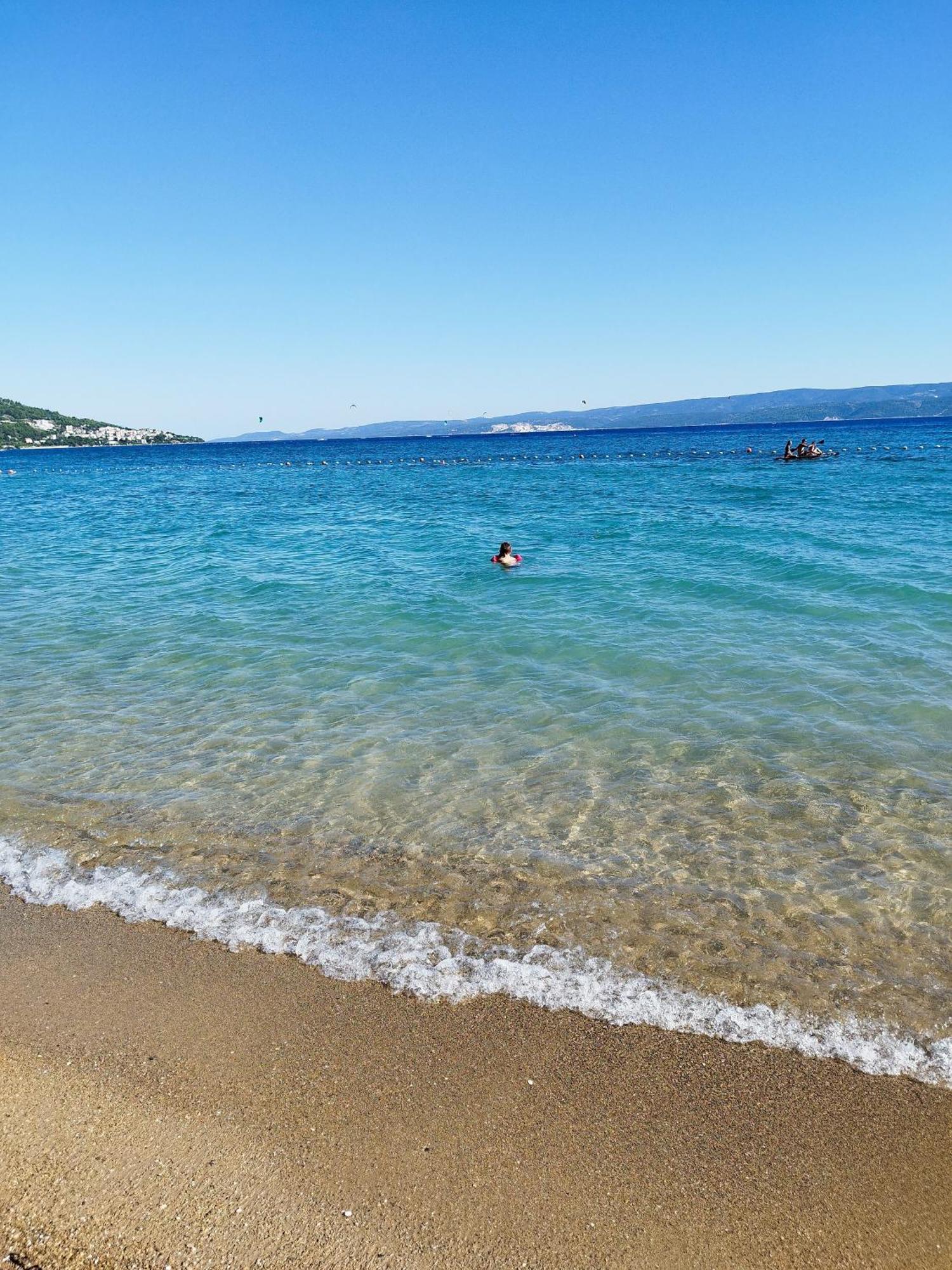 Ferienwohnung Am Sandstrand Omiš Екстериор снимка